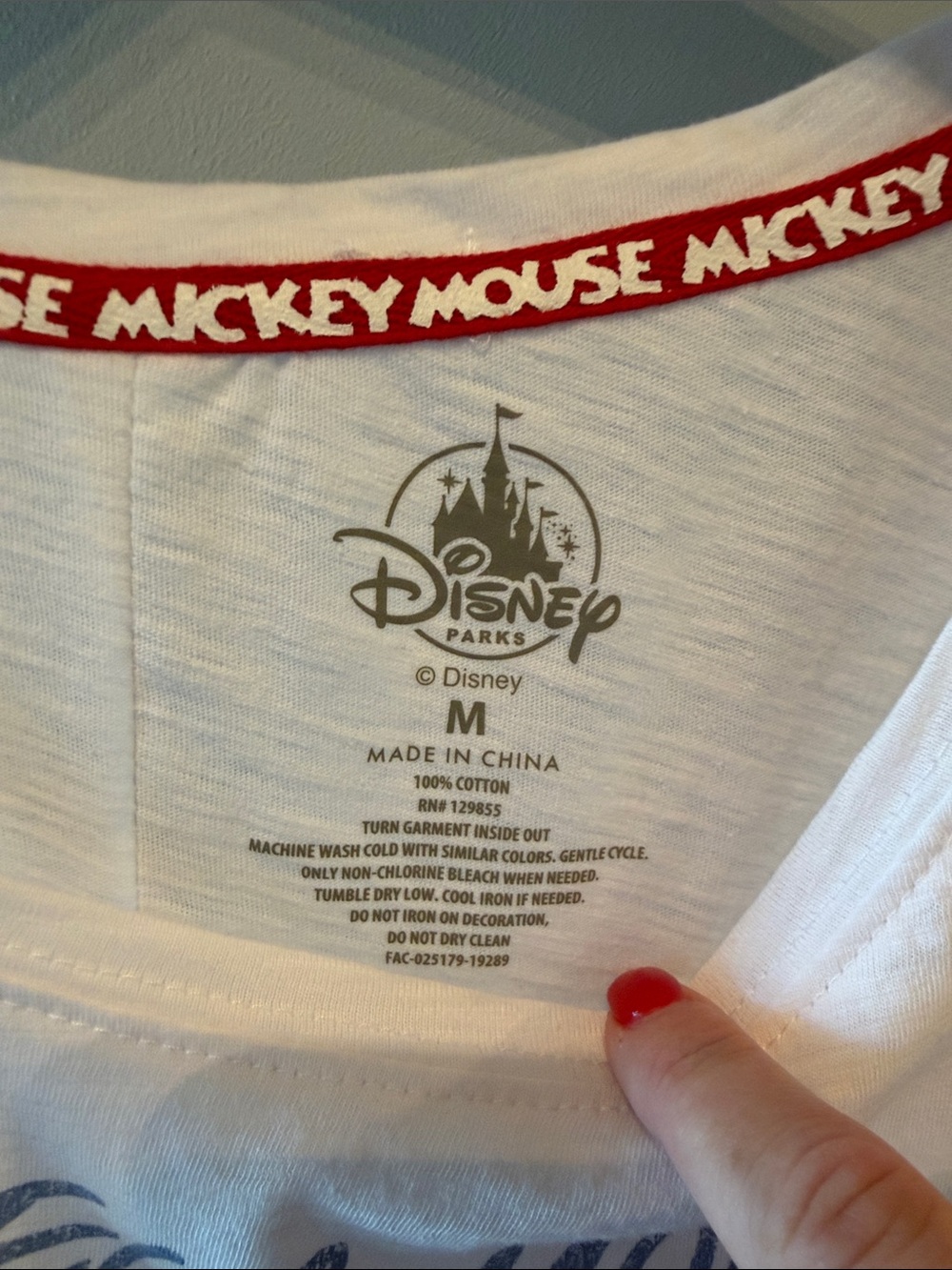 NWT Disney Womens Mickey Mouse Tee Size M - Picture 2 of 8